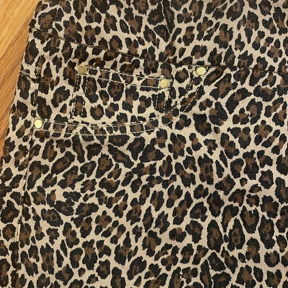 Leopard pants - Picture 2 of 7